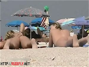 blondie model naturist on the nude beach spycam video